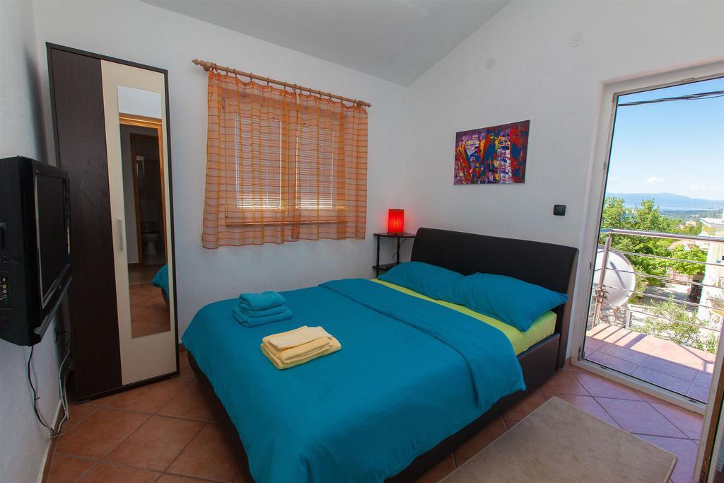 Apartments Loncar ヤドラニヴォ 部屋 写真